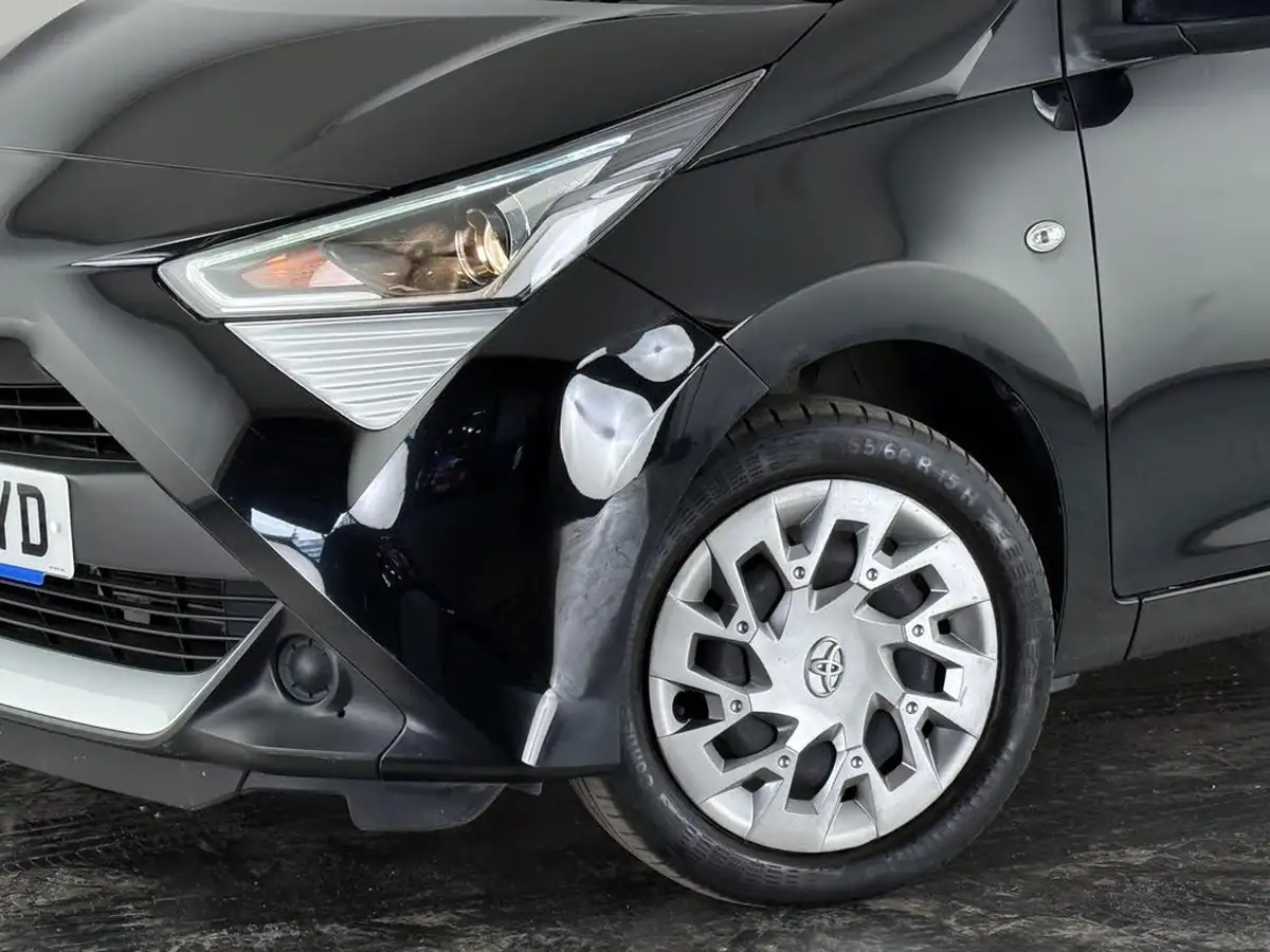 2018-toyota-aygo-10-vvt-i-x-play-68bhp-tss-5d-x-shift-big-41