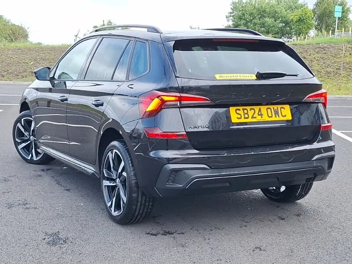 2024-skoda-kamiq-10-tsi-monte-carlo-116ps-big-1