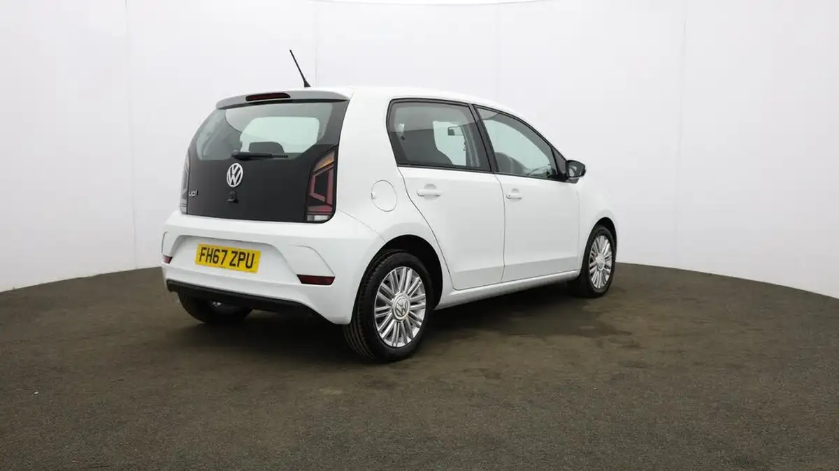 2018-volkswagen-up-10-move-up-ss-5d-big-65