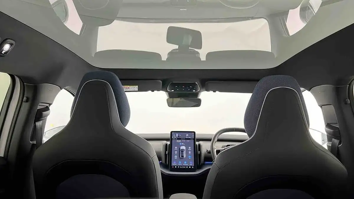 2024-volvo-ex30-e-single-motor-ultra-big-51
