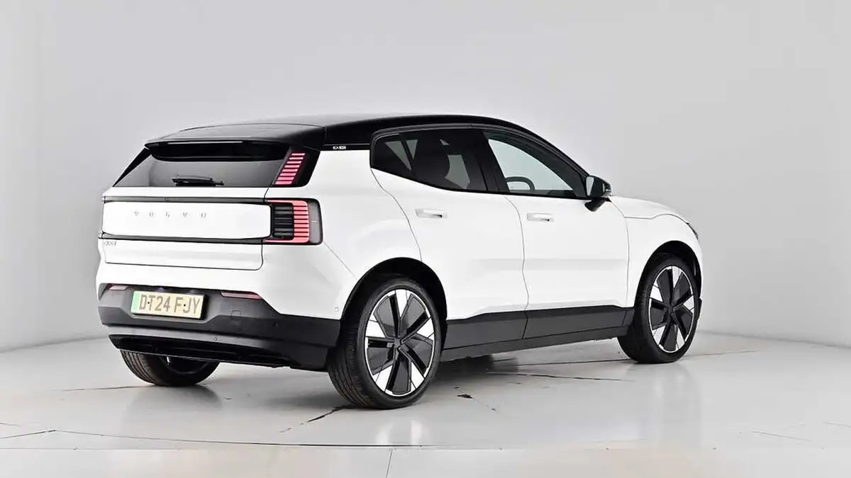 2024-volvo-ex30-e-single-motor-ultra-big-79
