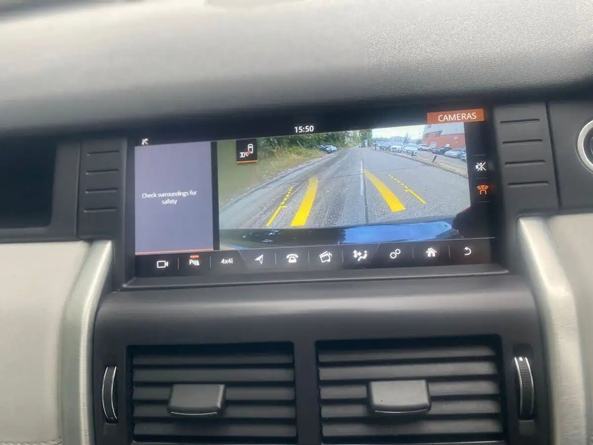 2017-land-rover-discovery-sport-20td4-hse-180ps-station-wagon-auto-big-13