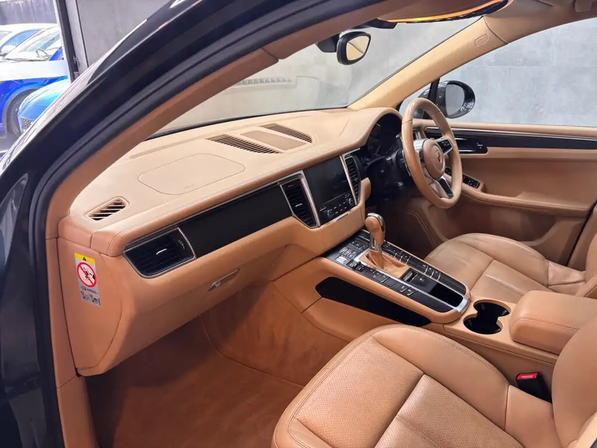 2016-porsche-macan-20-big-22