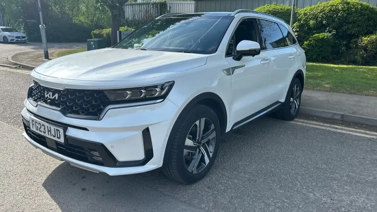 2023-kia-sorento-16-t-gdi-4-261bhp-phev-big-27