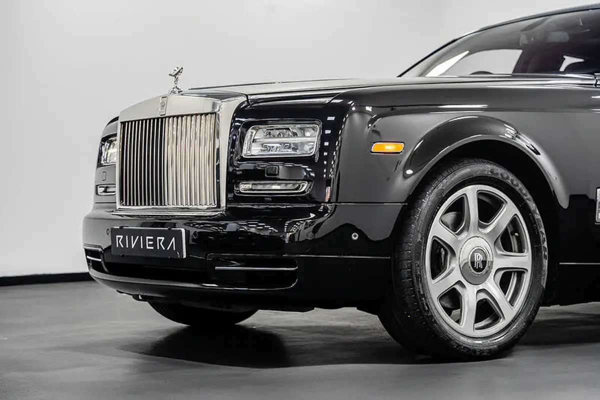 2012-rolls-royce-phantom-67-big-14