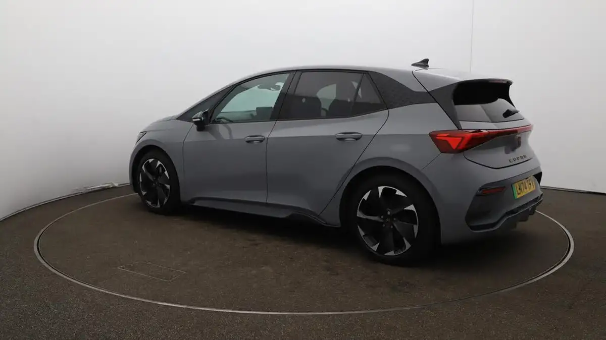 2024-cupra-born-e-v2-edition-big-33