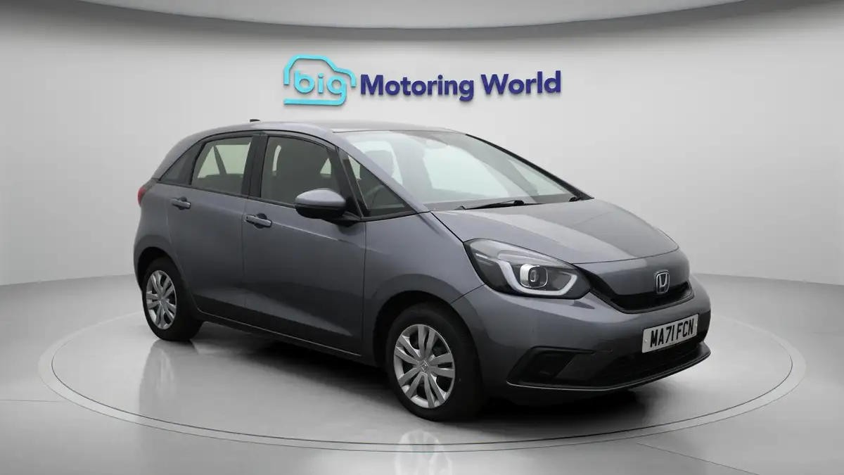 2021-honda-jazz-15-i-mmd-se-109ps-big-1