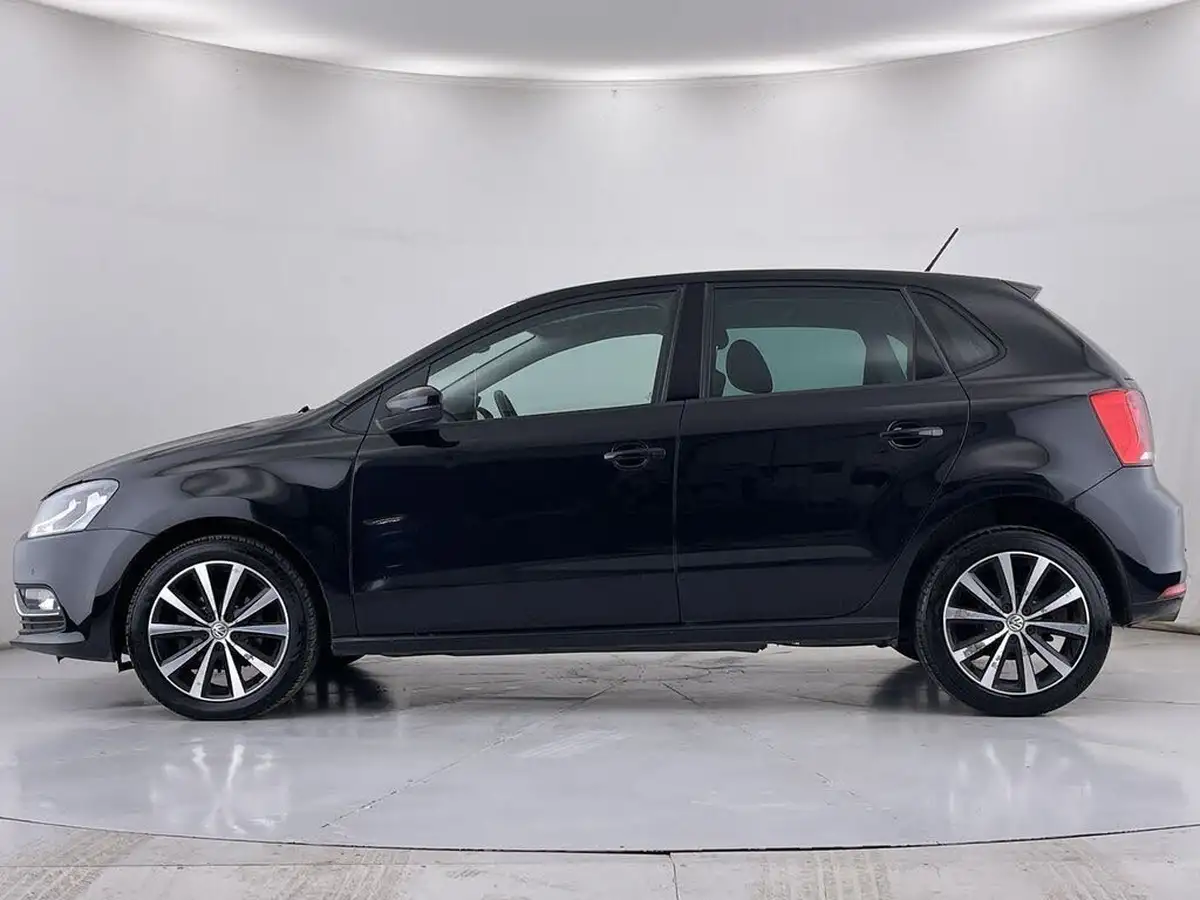 2016-volkswagen-polo-12-tsi-match-5d-big-15