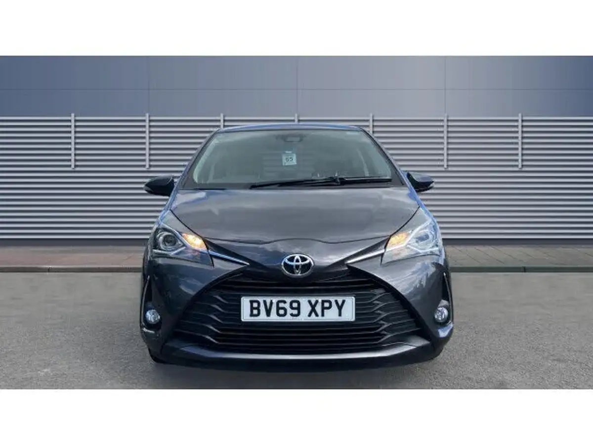 2019-toyota-yaris-15-vvt-i-icon-tech-111bhp-1496cc-big-2