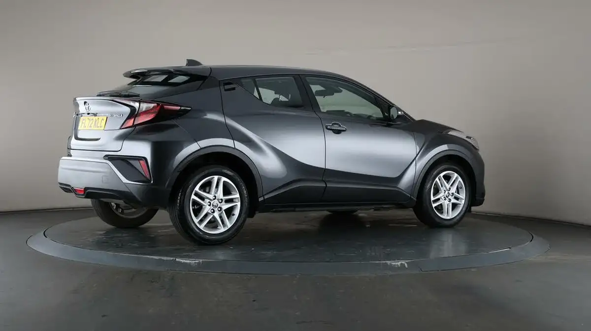 2022-toyota-c-hr-18-vvt-i-icon-big-63