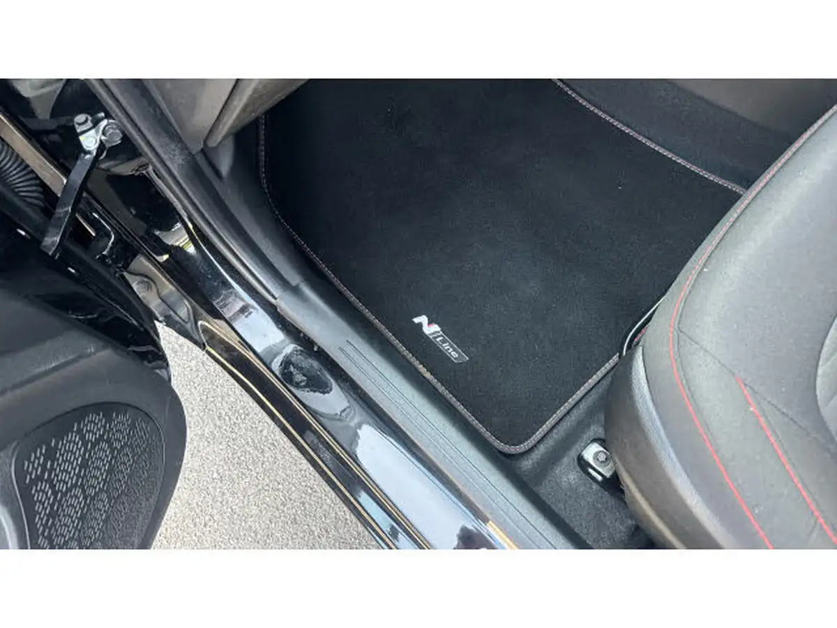 2024-hyundai-i10-10-t-gdi-n-line-90ps-two-tone-roof-big-20