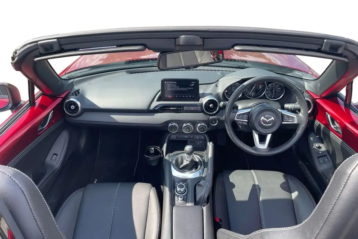 2021-mazda-mx-5-15-sport-convertible-big-10
