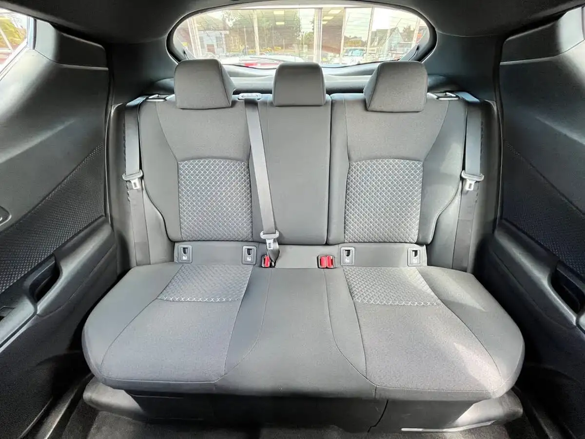 2021-toyota-c-hr-18-vvt-i-icon-big-60