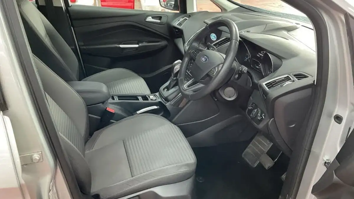 2016-ford-c-max-15tdci-titanium-powershift-big-10