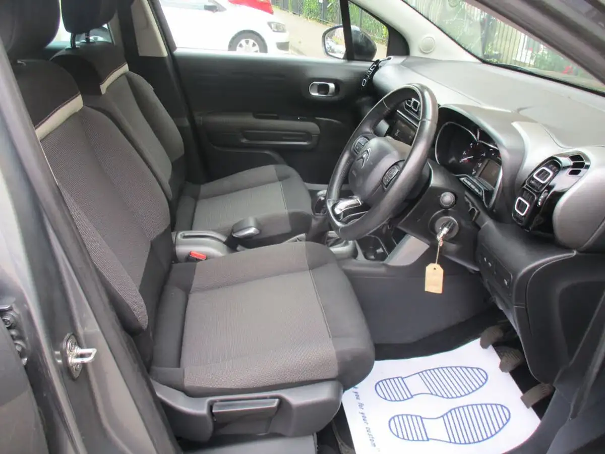 2018-citroen-c3-aircross-12-puretech-feel-82ps-big-39