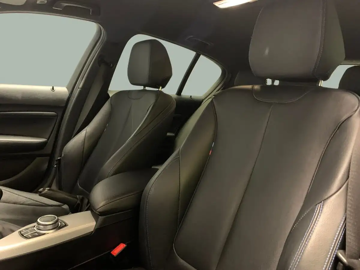 2019-bmw-1-series-15-118i-m-sport-shadow-edition-5d-big-6