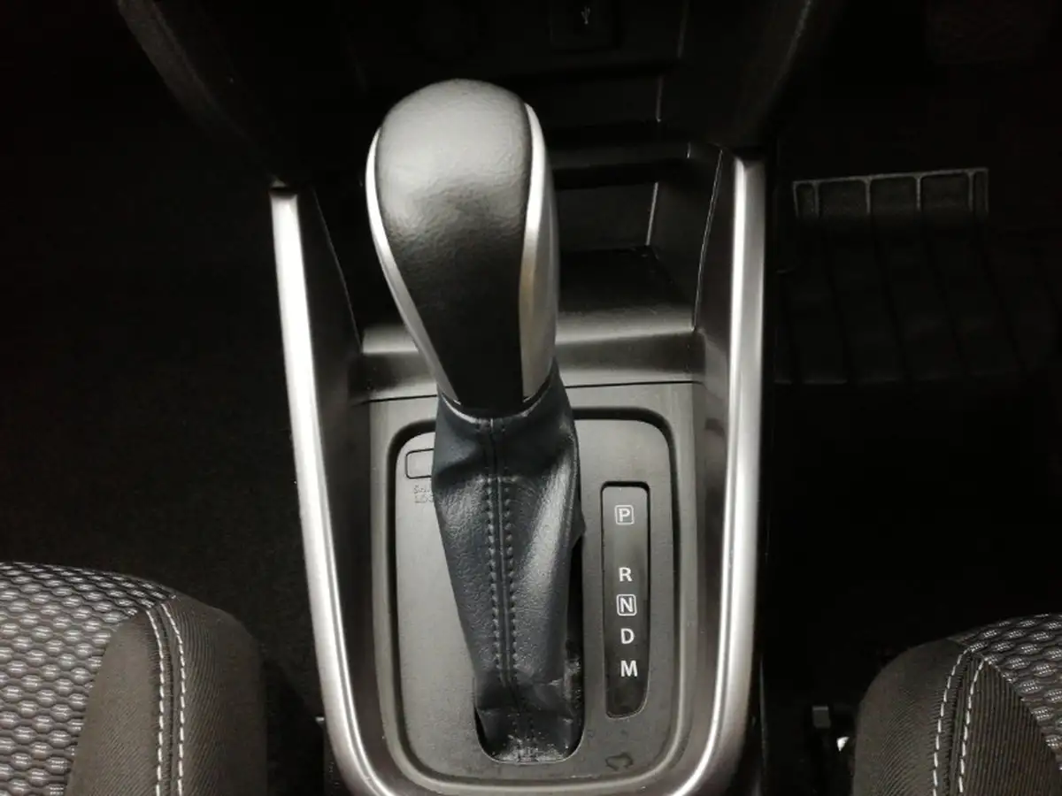 2017-renault-captur-09-dynamique-s-nav-big-11