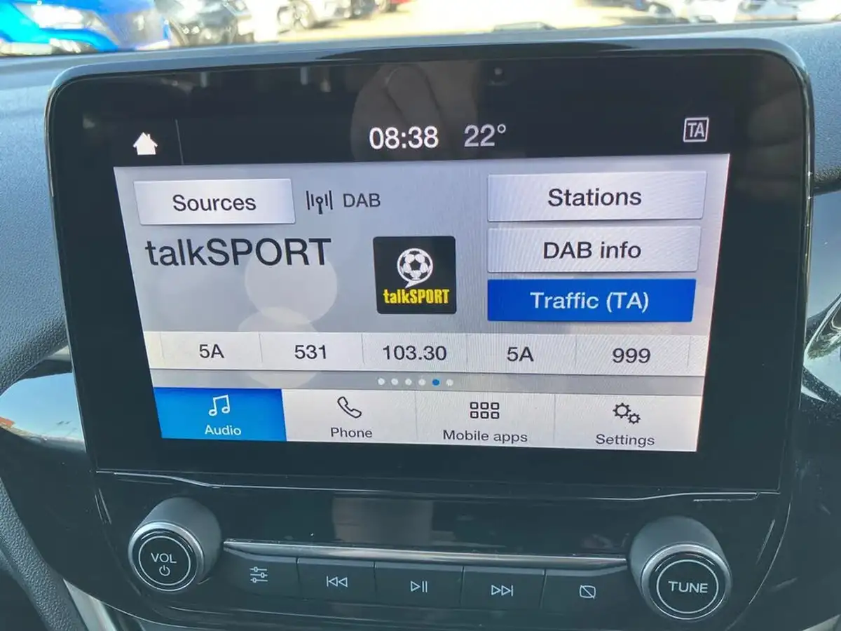 2021-ford-fiesta-10t-trend-100ps-5d-big-10