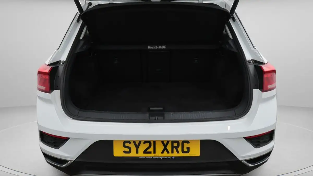 2021-volkswagen-t-roc-15-tsi-active-hatchback-5d-big-17