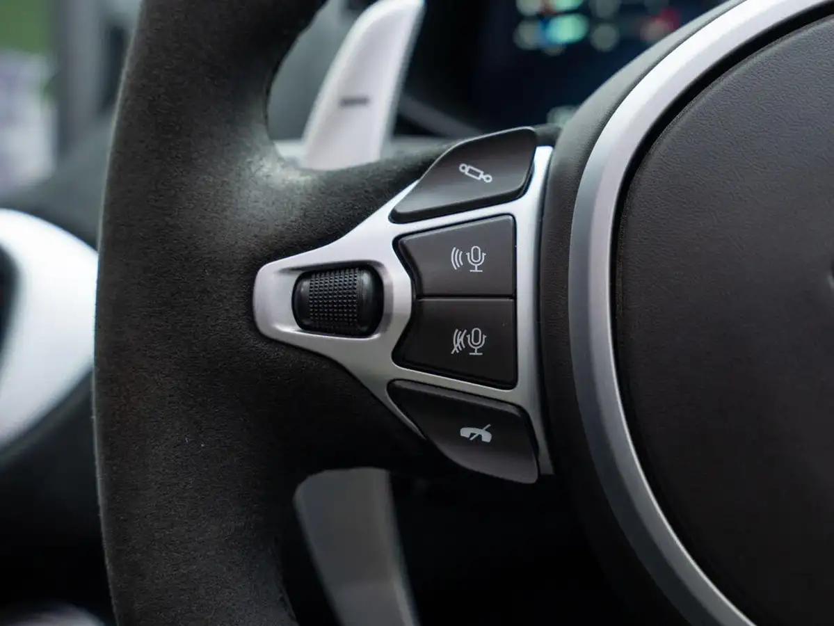 2020-aston-martin-vantage-40-v8-vantage-coupe-auto-big-25