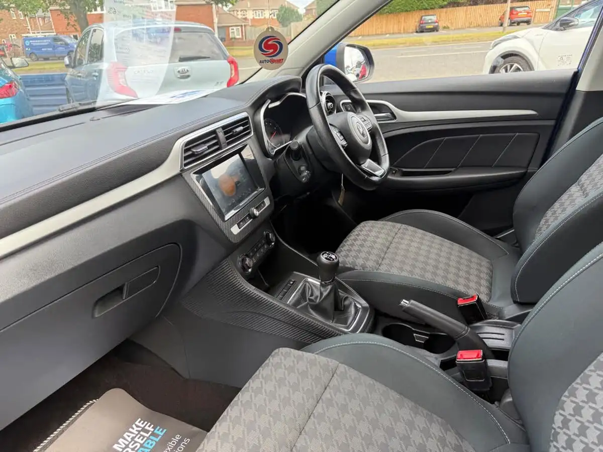2019-mg-zs-suv-15-vti-tech-excite-106ps-big-38