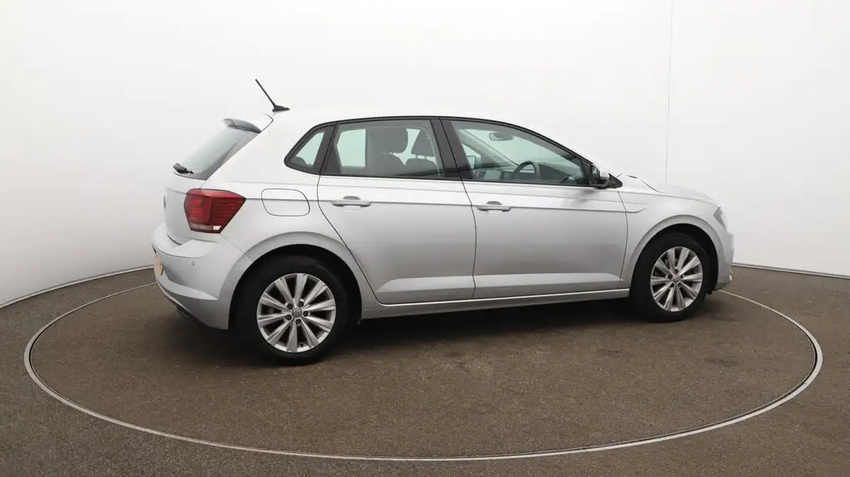 2018-volkswagen-polo-10-tsi-sel-115ps-5d-dsg-big-50