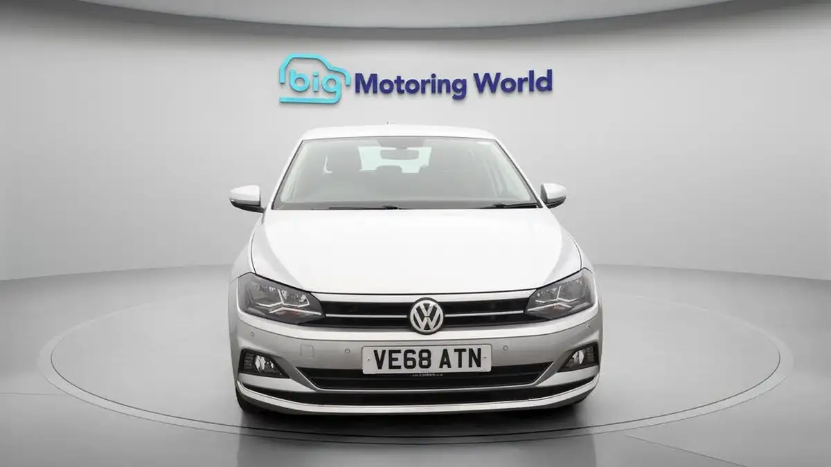 2018-volkswagen-polo-10-tsi-sel-115ps-5d-dsg-big-2