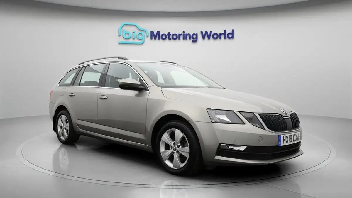 2019-skoda-octavia-10-tsi-se-technology-estate-big-1