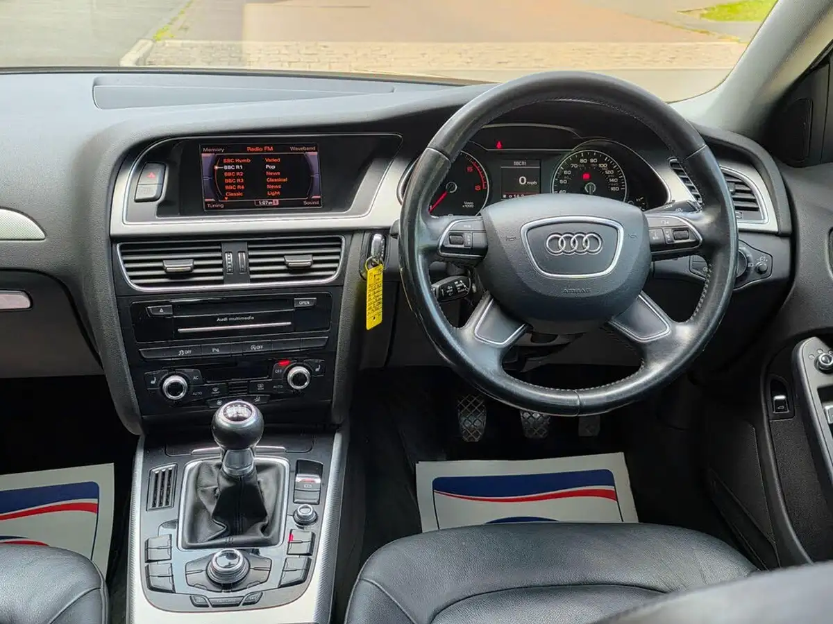 2012-audi-a4-20td-se-technik-136ps-big-16