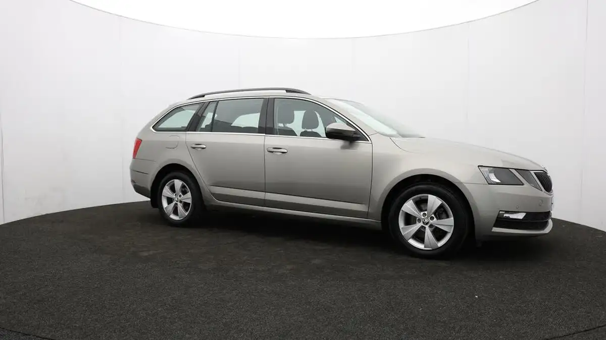 2019-skoda-octavia-10-tsi-se-technology-estate-big-49