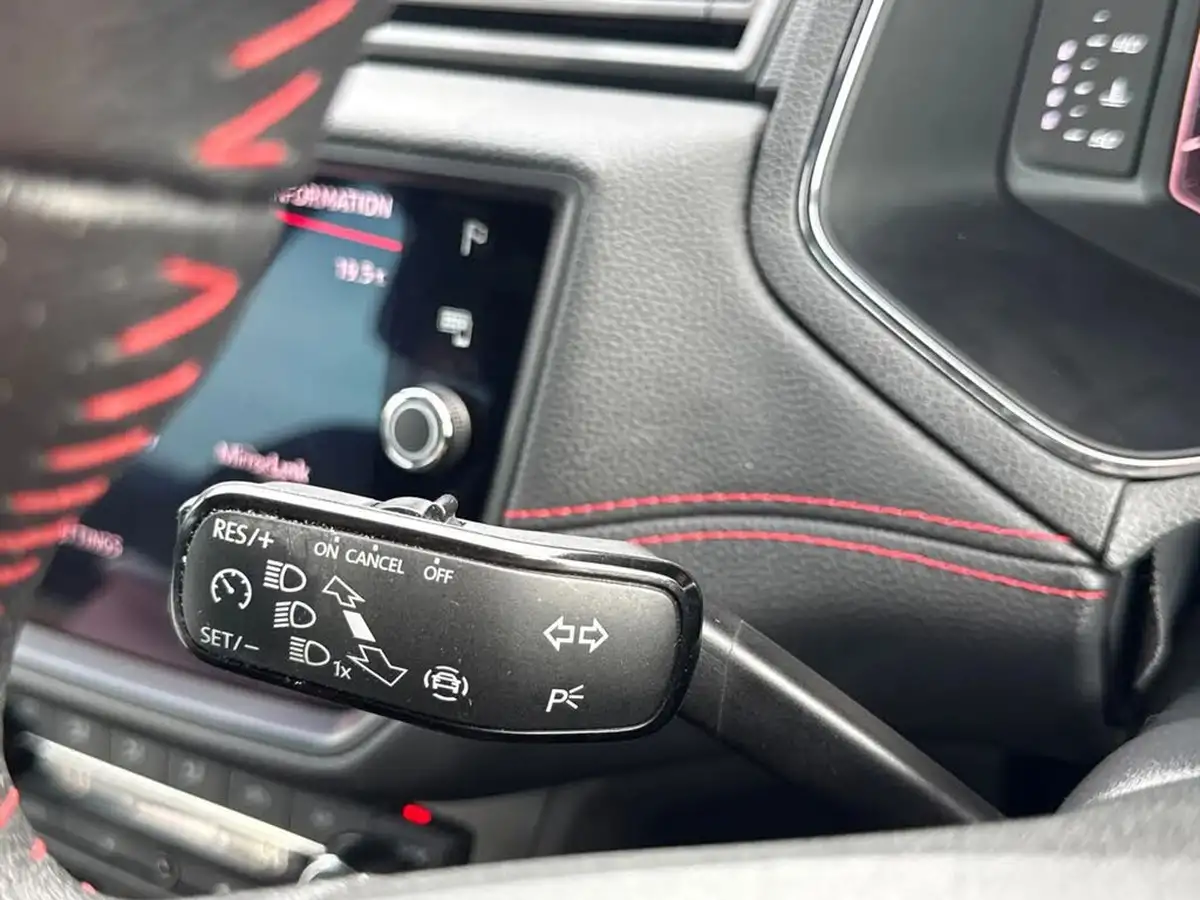 2019-seat-arona-10-tsi-fr-sport-big-37