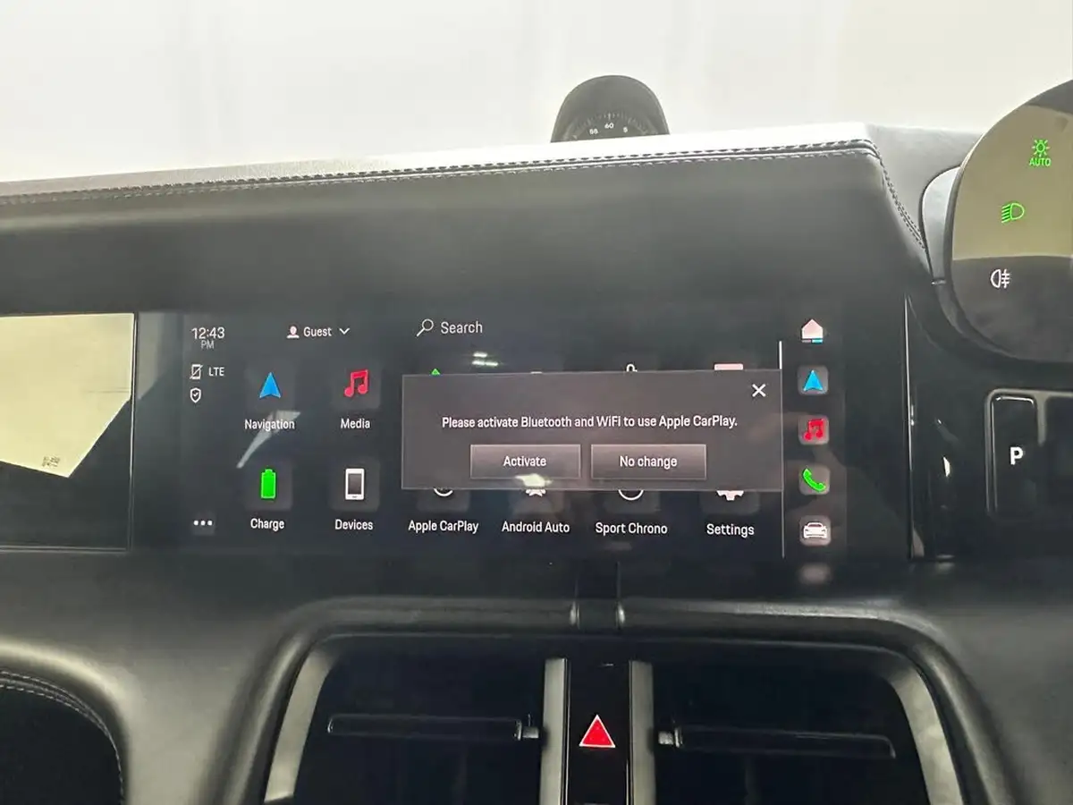 2021-porsche-taycan-e-base-476ps-performance-battery-plus-big-59