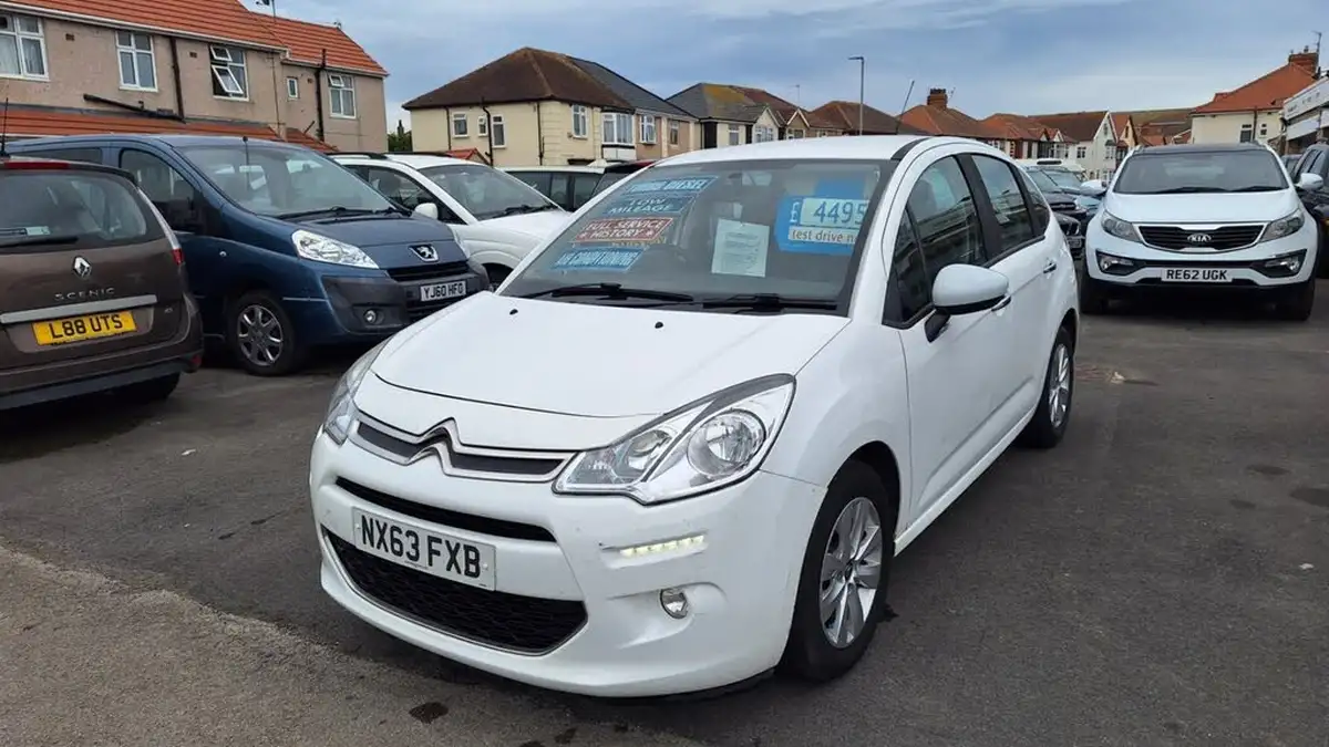 2013-citroen-c3-14hdi-vtr-big-1