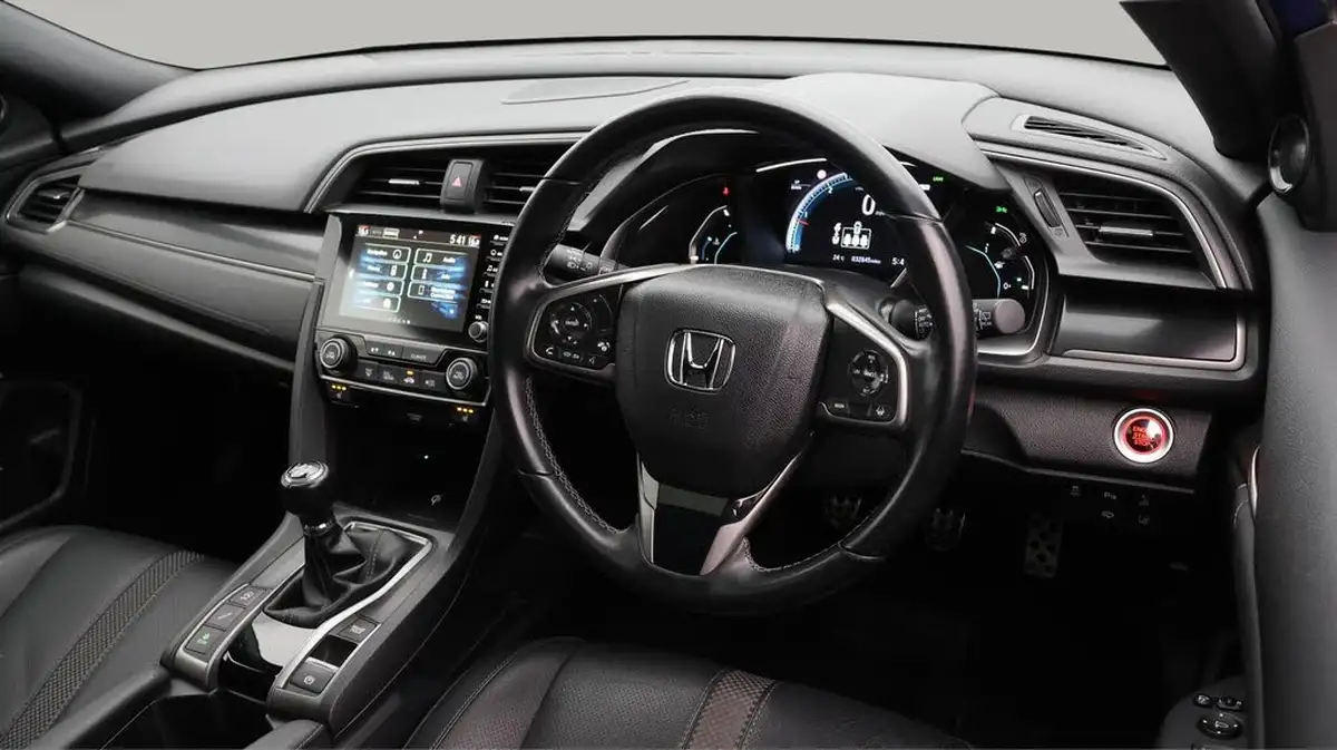 2020-honda-civic-16-i-dtec-ex-ss-hatchback-5d-big-9