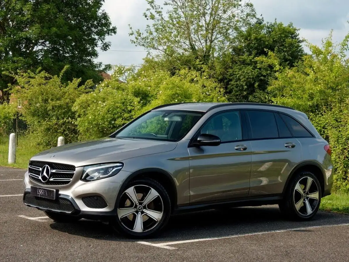 2019-mercedes-benz-glc-class-20-glc250-urban-edition-big-3