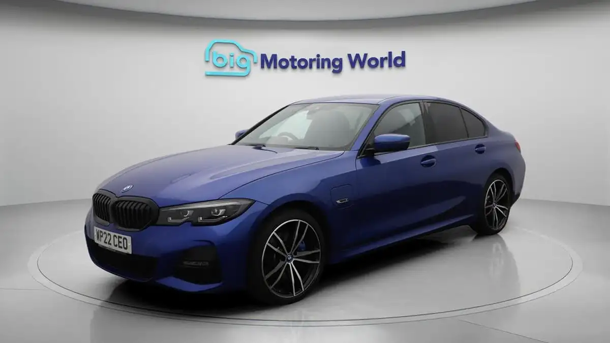 2022-bmw-3-series-20-330e-m-sport-pro-pack-saloon-4d-big-3