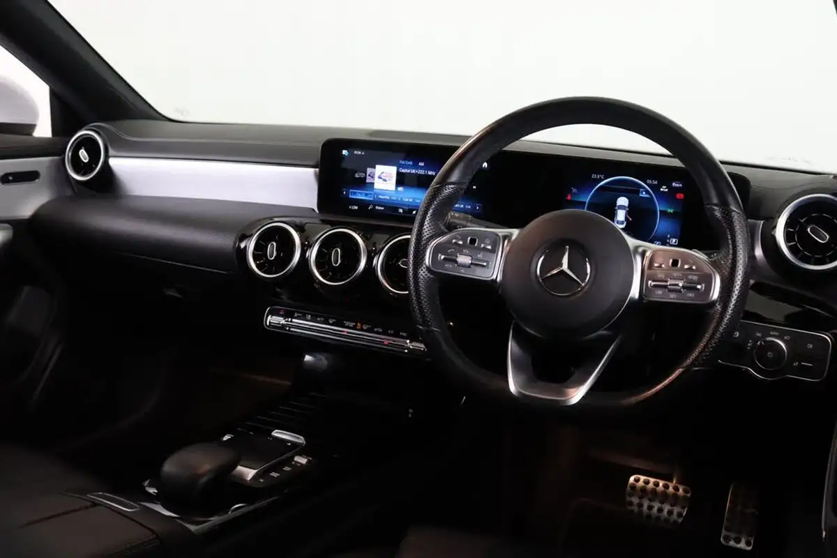 2021-mercedes-benz-cla-13-cla-200-amg-line-coupe-4d-big-13