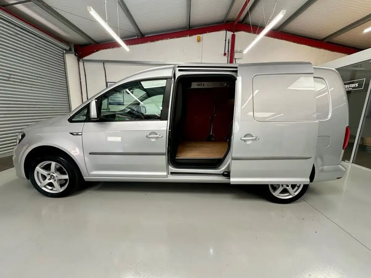 2019-volkswagen-caddy-maxi-20tdi-c20-maxi-highline-bmt-102pseu6-big-2