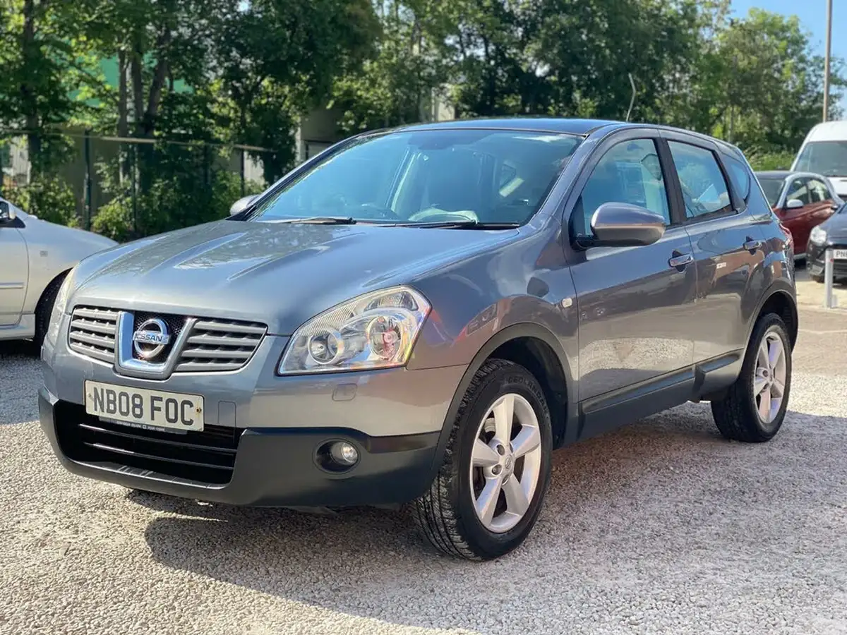 2008-nissan-qashqai-20td-tekna-2wd-big-2