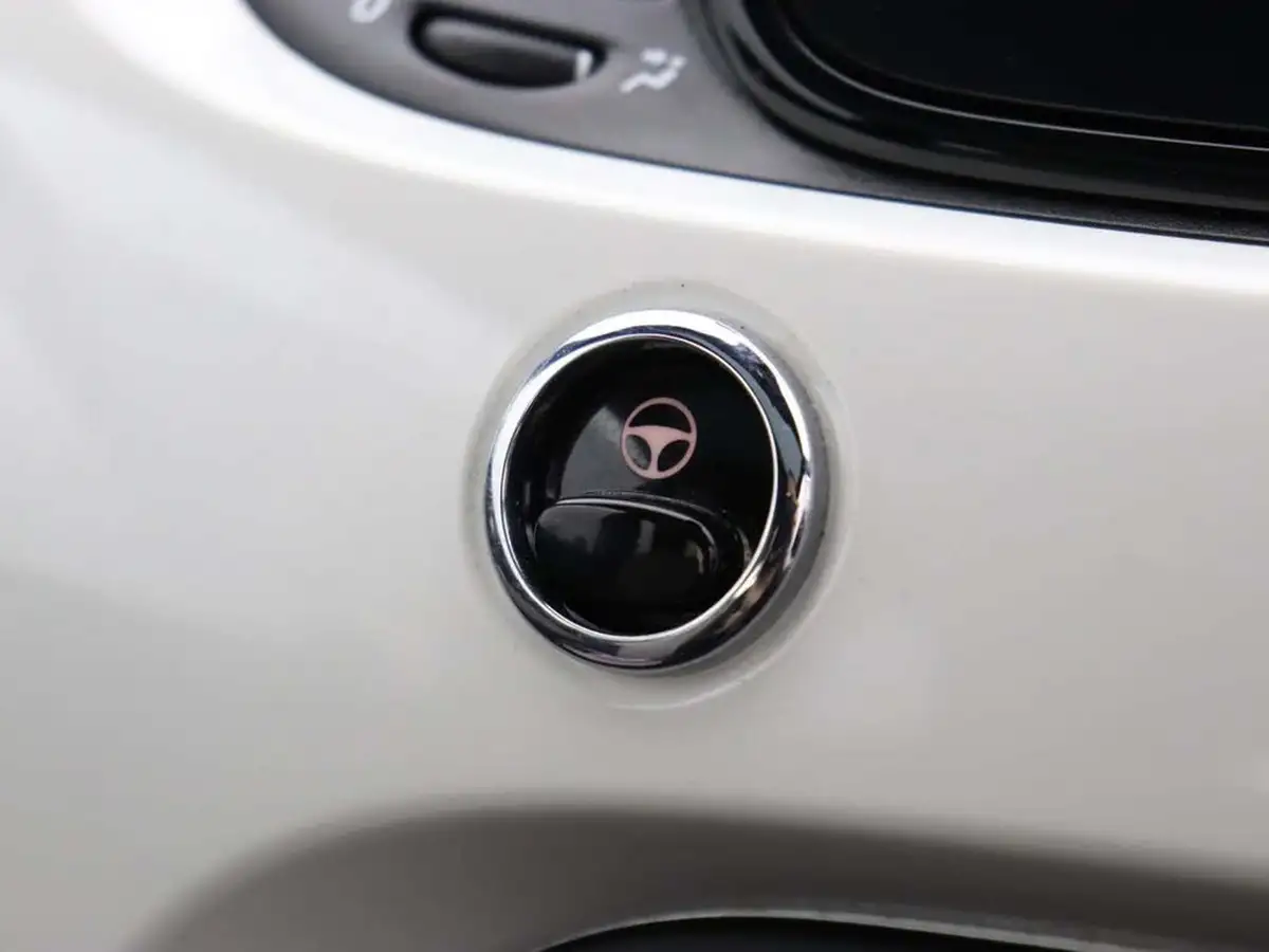 2022-fiat-500-10-dolcevita-big-27