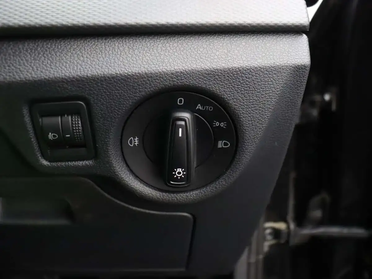 2022-skoda-kamiq-10-tsi-se-109ps-dsg-big-32