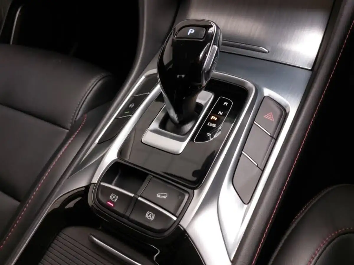 2022-mg-hs-15t-gdi-excite-162ps-dct-big-14