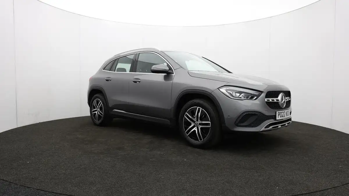 2022-mercedes-benz-gla-class-13-gla-200-sport-executive-big-49