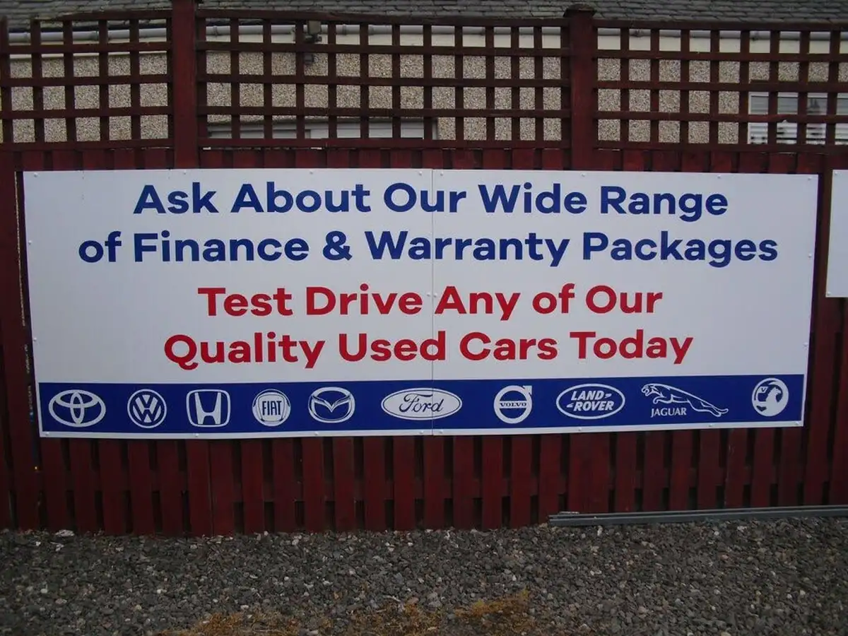 2014-mazda-mazda2-13-se-air-con-big-5