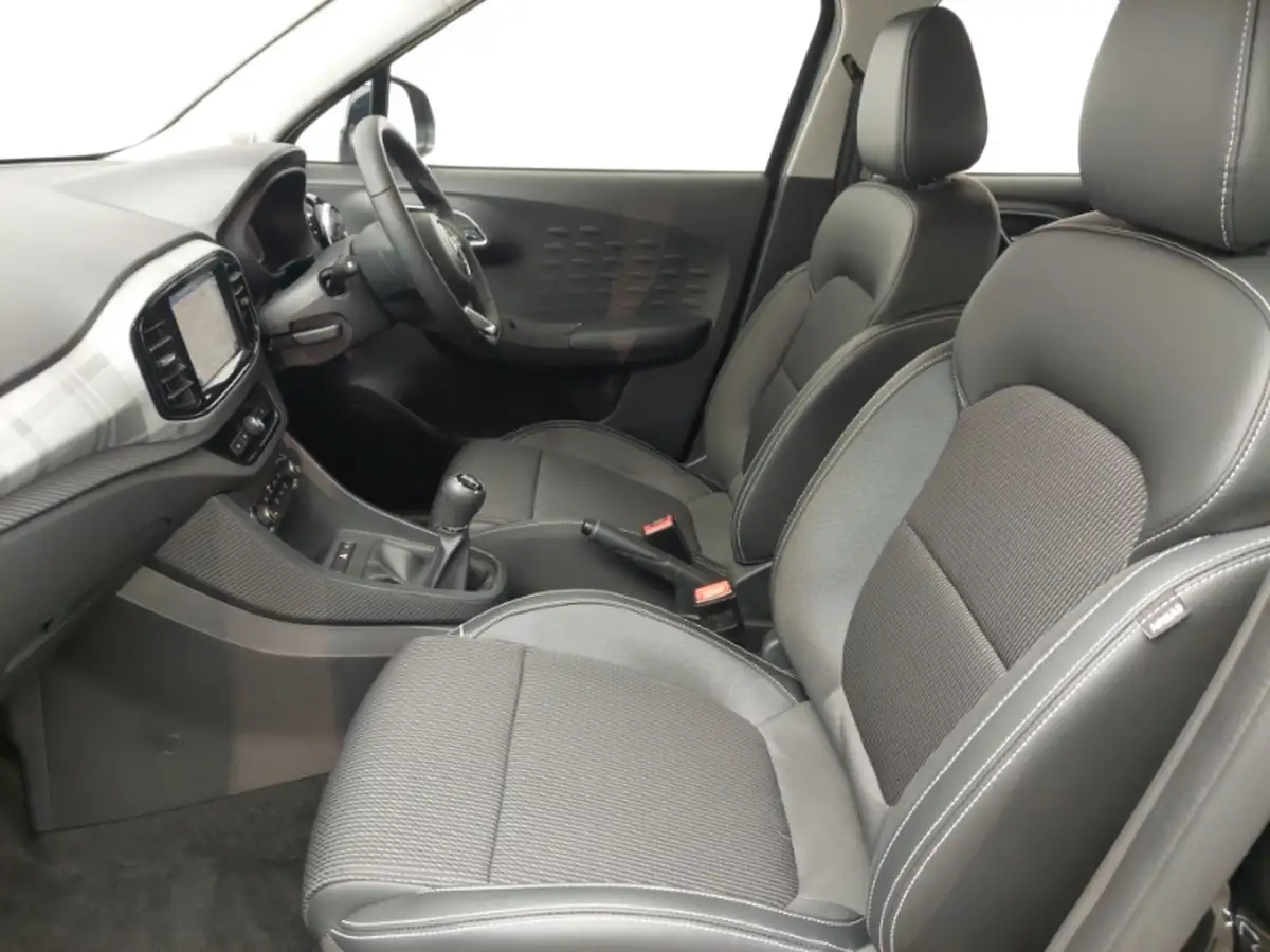 2024-mg-mg3-15-vti-tech-exclusive-nav-big-4