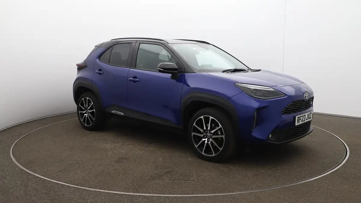 2023-toyota-yaris-cross-15-vvt-i-gr-sport-big-43