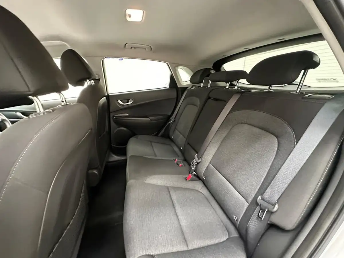 2023-hyundai-kona-e-premium-136ps-39kwh-big-26