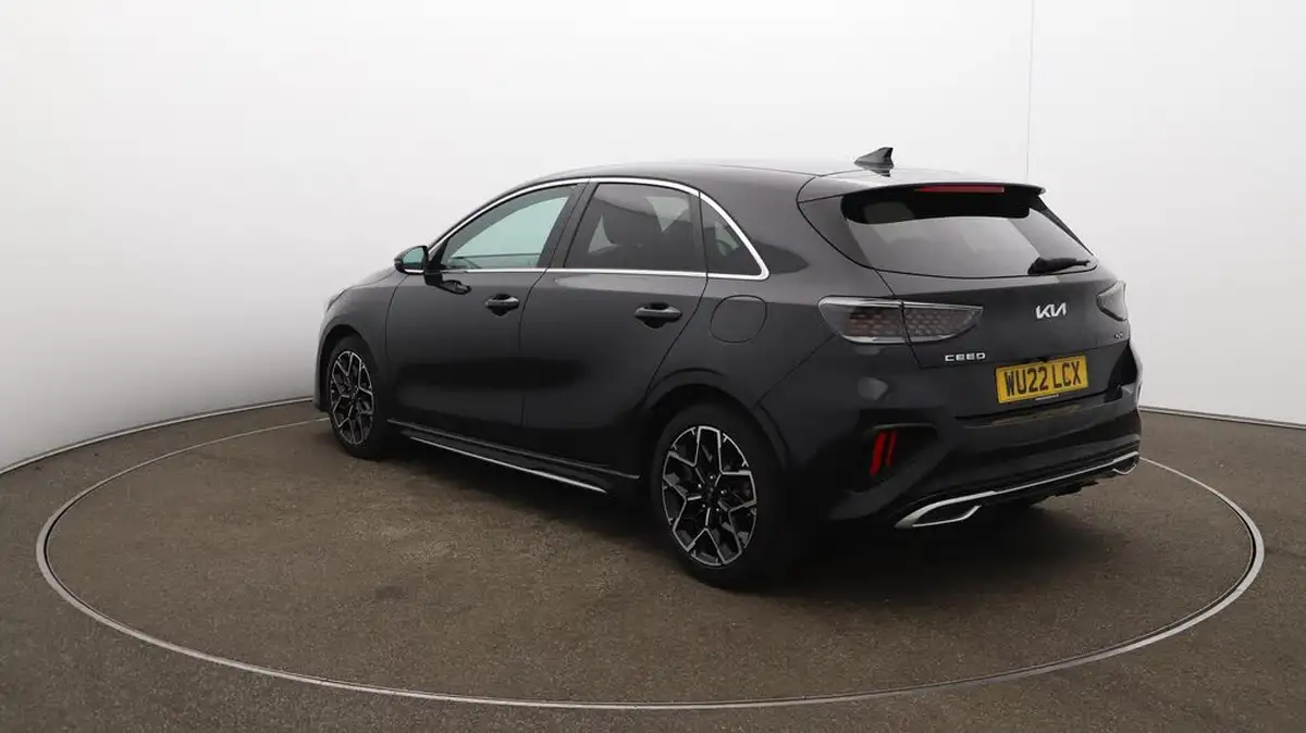 2022-kia-ceed-15-t-gdi-gt-line-big-62