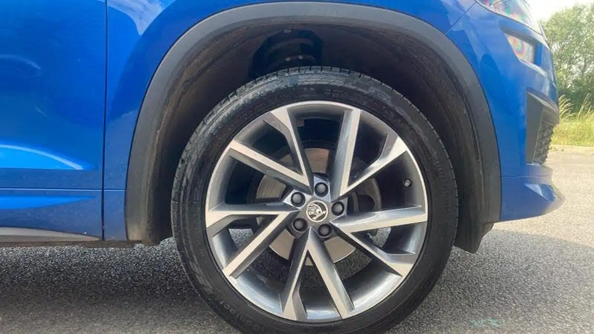 2022-skoda-kodiaq-15-tsi-sportline-big-4