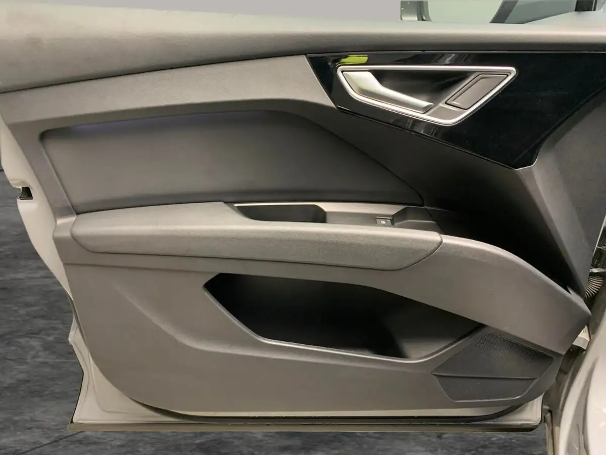 2022-audi-q4-e-tron-40e-s-line-station-wagon-big-31